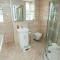 Carlton 2 a large modern Keswick appt with parking