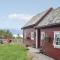 Foto: One-Bedroom Holiday Home in Utaker 3/20