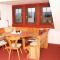 Beautiful Apartment In Tambach-dietharz With 3 Bedrooms And Wifi