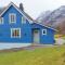 Foto: Three-Bedroom Holiday Home in Sykkylven