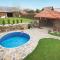 Five-Bedroom Holiday Home in Velky Slavkov Foto: Five-Bedroom Holiday Home in Velky Slavkov
