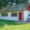 Three-Bedroom Holiday Home In Tomelilla