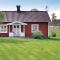 Awesome Home In Ambjörnarp