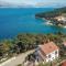 Five-Bedroom Holiday Home in Postira Foto: Five-Bedroom Holiday Home in Postira