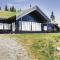 Foto: Five-Bedroom Holiday Home in Lillehammer