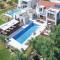 Holiday Home Kastel Luksic with Sea View III Foto: Holiday Home Kastel Luksic with Sea View III
