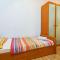 Foto: Two-Bedroom Apartment in Dugi Rat 13/22