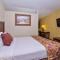 Lamplighter Inn-South
