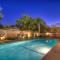 The Chateau at Lake La Quinta - لا كينتا