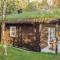 Foto: Two-Bedroom Holiday Home in Kvalavag