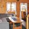 Stunning Home In Bøstad With Wifi - Unstad