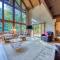 Rustling Waters Getaway - Rhododendron