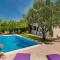 Villa Lucmar - swimming pool - Podglavica