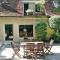 Awesome Home In St Georges Sur Baulche With 4 Bedrooms And Wifi - Saint-Georges-sur-Baulche
