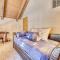 Rustling Waters Getaway - Rhododendron