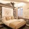 Teatro Boutique Rooms & Suites