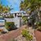 Champelli Palms Apartments