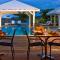 Barefoot Cay Resort