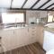 Squirrel Lodge at Owlet Hideaway - with Hot Tub, Near York