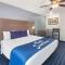 Days Inn & Suites by Wyndham Webster NASA-ClearLake-Houston - Webster