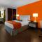 Howard Johnson by Wyndham Waukegan Great Lakes