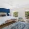 Foto: Kalamunda Estate - Stay 3rd night half price 3/21