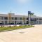 Motel 6-Channelview, TX - 钱诺夫