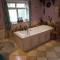Victorian Gate House Own Bathroom