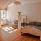 Castle Park Apartment with sunset veranda