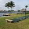 Beach & Waterway RFV Resort BB