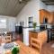 Spacious, Soaring Ceilings, Near Downtown MV, GOOG