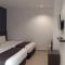 1 Hotel Signature