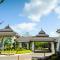 The Nouveau Chumphon Beach Resort And Golf