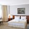 Hotel Midi