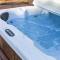 Larkspur Villa - Lovely & Entertaining Hot Tub with pool, resort living! - Фінікс