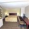 Knights Inn Pine Grove