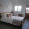 The Crown Lodges