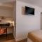Avenue Hotel