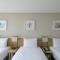 Harbor Park Hotel