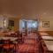 Avenue Hotel
