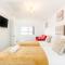 Sherlock Family and Contractor Home by Svelte Living Secure Parking - 伯明翰
