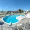 Birikos Studios & Apartments