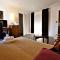 Hotel Des Tuileries Hotel Des Tuileries