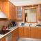 Vetas spacious central apartment