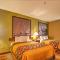 Super 8 by Wyndham Waterloo
