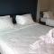 Chan Place Hotel