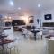 Karoo Retreat- Self Catering Villas and Bed & Breakfast
