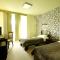 Hotton Hotel
