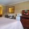 Colonial House Motel