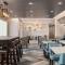 La Quinta Inn & Suites by Wyndham San Bernardino